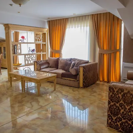 Luxury Rich 2 Apartment