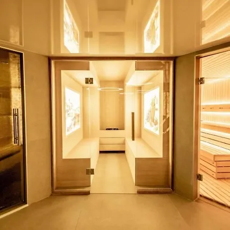 דירה Luxury Rich 2